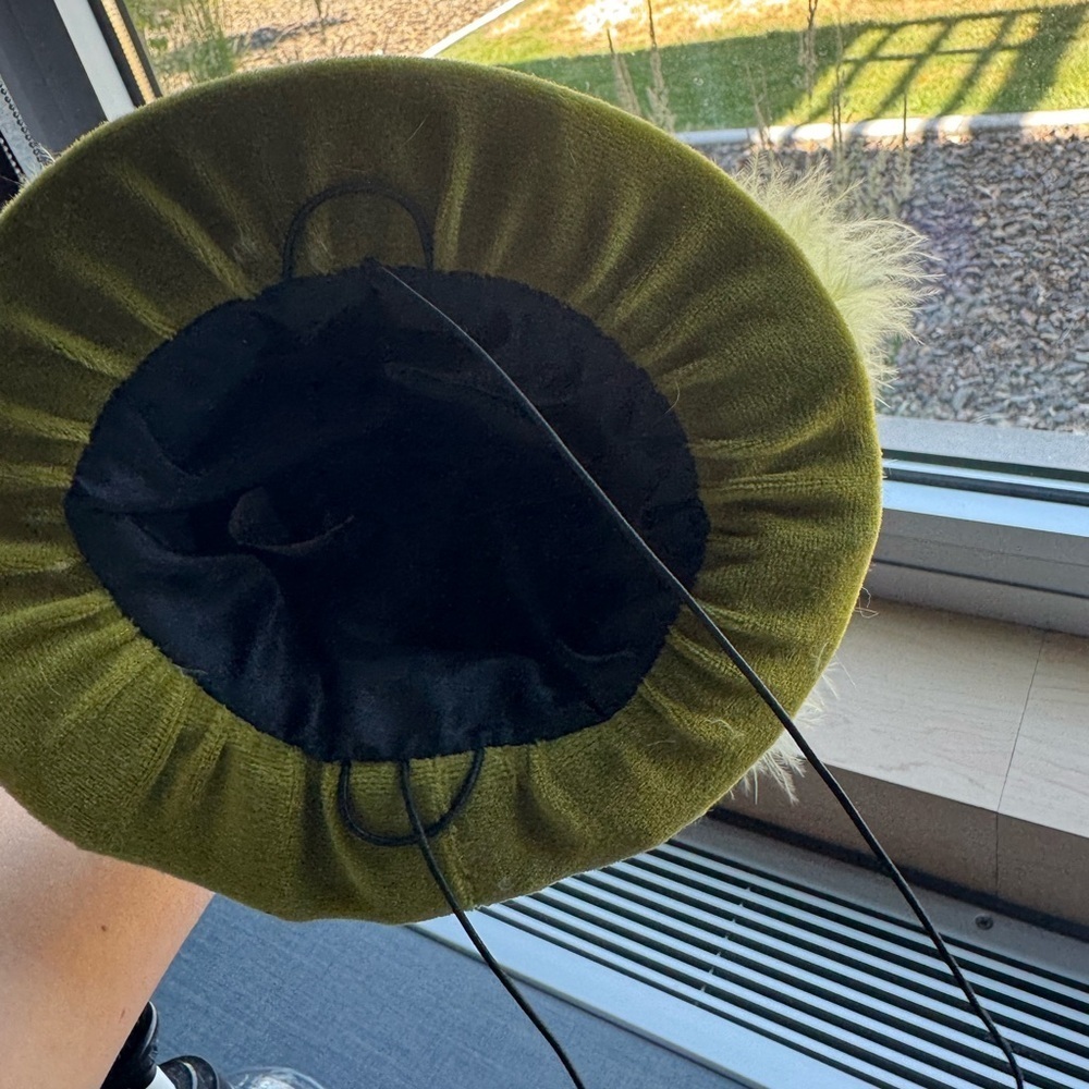 Disney Green Feather Tinker bell Hat - Picture 5 of 7